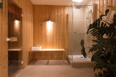 بست وسترن پلاس گراند هتل ویکتر هوگو