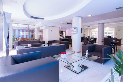 بست وسترن پلاس گراند هتل ویکتر هوگو