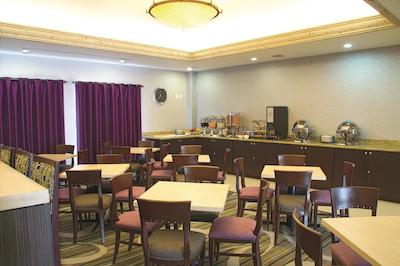 لق هتل بای لا کوینتا کد جورز نیر وز کنسولات