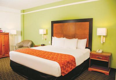 لق هتل بای لا کوینتا کد جورز نیر وز کنسولات