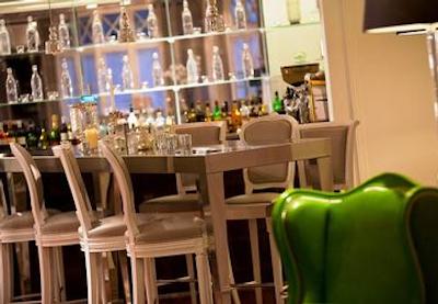 رنسانس پاریس له پارک تروکادرو