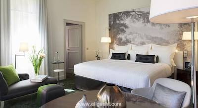 رنسانس پاریس له پارک تروکادرو