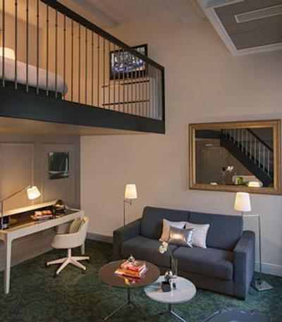 رنسانس پاریس له پارک تروکادرو