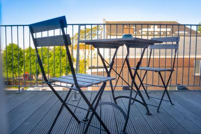 اسپارکز هستل