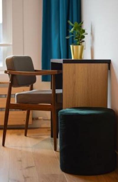 اسپارکز هستل