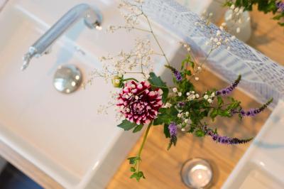 اسپارکز هستل