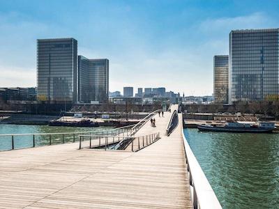 آیبیس پاریس گار د لیون رویلی