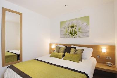 گو نیتیو لندن بریج-برمندسی استریت