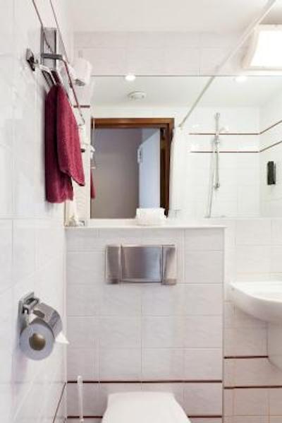 د نایبورز مانلیا