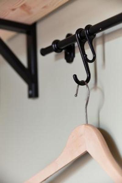 د نایبورز مانلیا