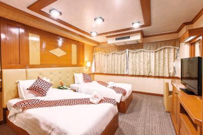 پارادایس سوخومویت