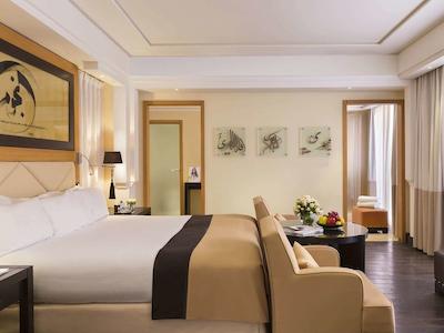 هتل اند ریادز باریر ل ناورا