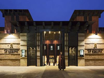 هتل اند ریادز باریر ل ناورا