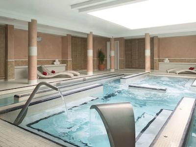 هتل اند ریادز باریر ل ناورا