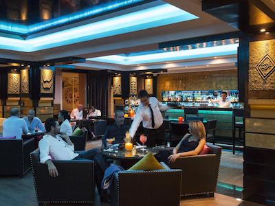 هتل اند ریادز باریر ل ناورا