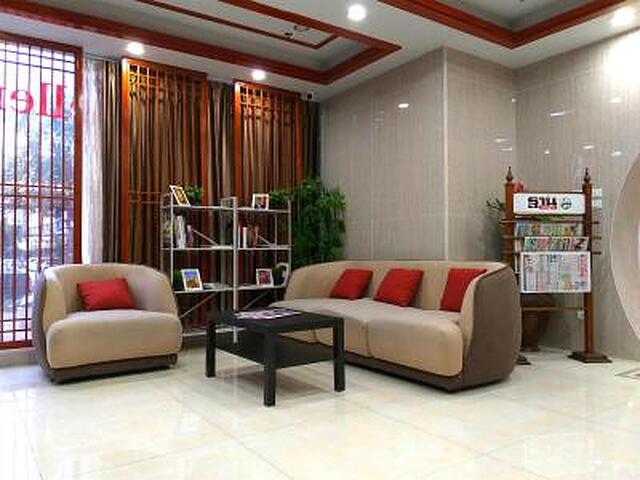 د تراولرز هتل