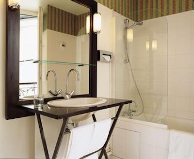 کوارتیر لاتین