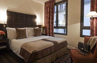 پلازا تور ایفل