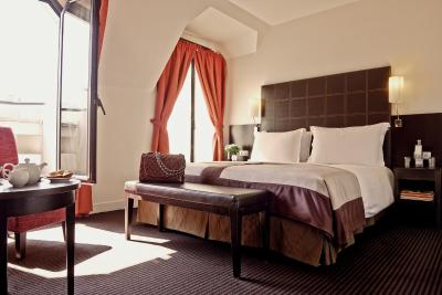 پلازا تور ایفل