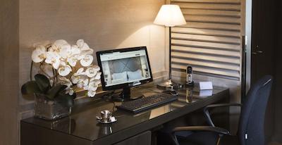 الیزه لانگچامپس