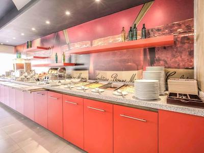 ایبیز گوادالاجارا اکسپو هتل