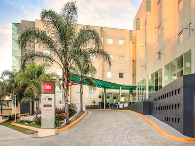 ایبیز گوادالاجارا اکسپو هتل