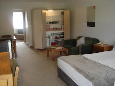 کاراکا تری متل