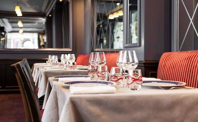 حیات هتل دو لوور