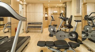 حیات هتل دو لوور