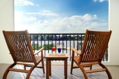 ناوالای ریور ریزورت