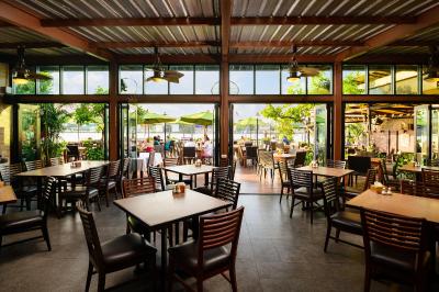 ناوالای ریور ریزورت