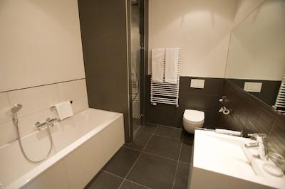 ساندتون ایجسلهتل