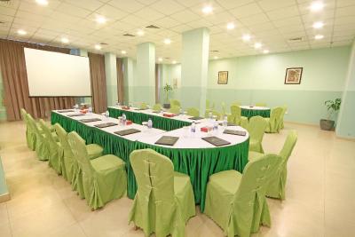 سفیر کنتیننتال