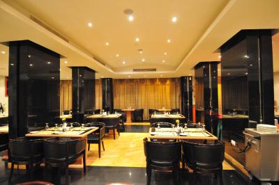 سفیر کنتیننتال