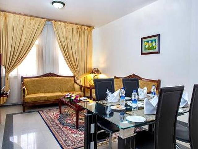 سفیر کنتیننتال
