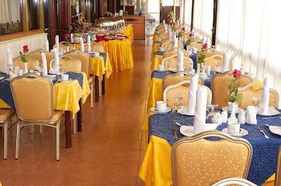 سافیر هتل سوئیتس