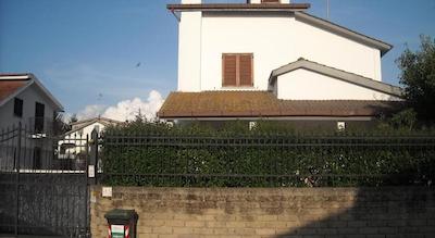 جیاردینو دگلی ارانسی ب اند ب