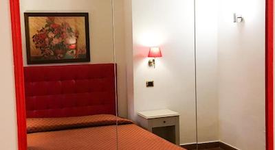 هتل ایل کوادریفگلیو