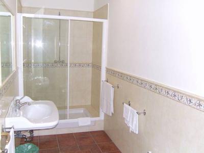 هتل ایل کوادریفگلیو