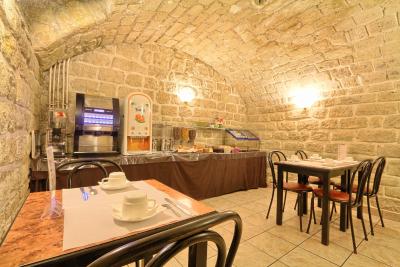 میریفیس اپرا