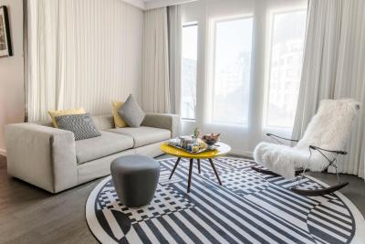 مولیتر پاریس بای ام گالری کالکشن