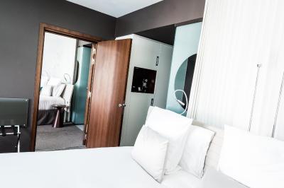 مولیتر پاریس بای ام گالری کالکشن