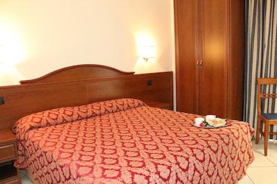 هتل میراج اند هتل هالیفاکس