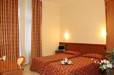 هتل میراج اند هتل هالیفاکس