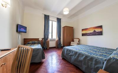 دموز پراتریا