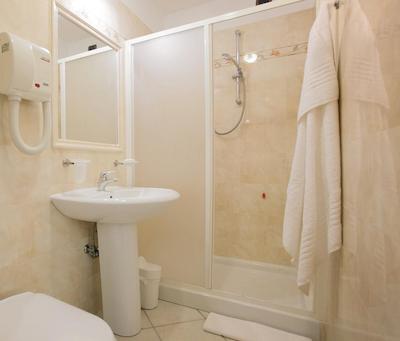 دموز پراتریا