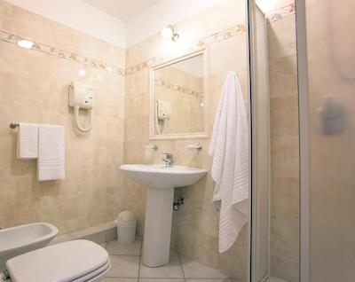 دموز پراتریا