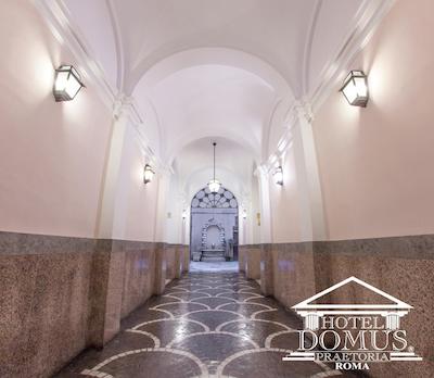 دموز پراتریا