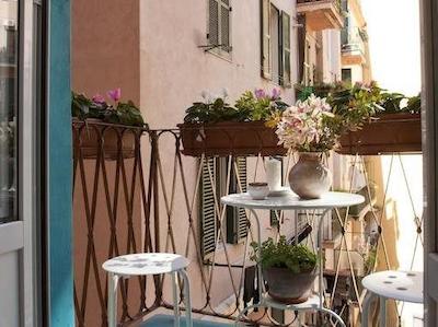 دموز ویکتریا