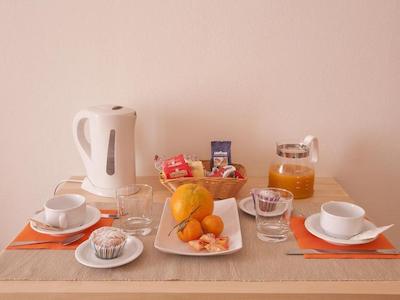 دموز ویکتریا